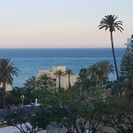 Apartamento Junto Al Mar En Puerto Marina Apartment Benalmadena Luaran gambar