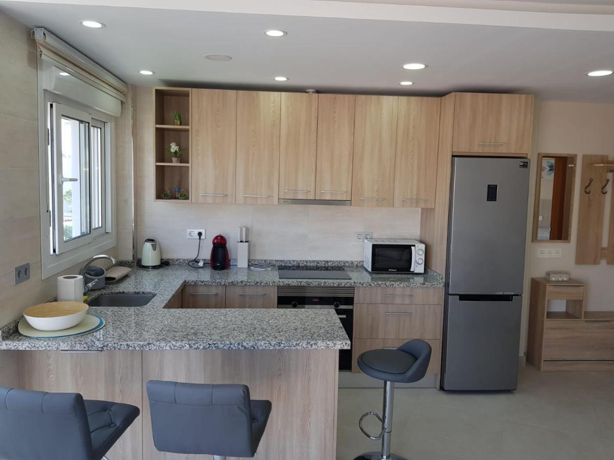 Apartamento Junto Al Mar En Puerto Marina Apartment Benalmadena Luaran gambar