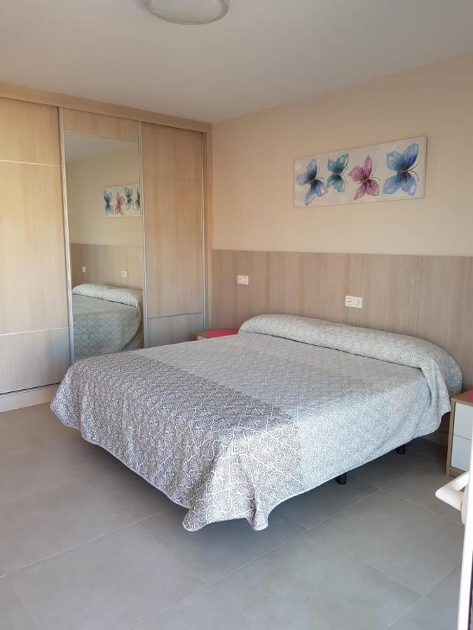 Apartamento Junto Al Mar En Puerto Marina Apartment Benalmadena Luaran gambar