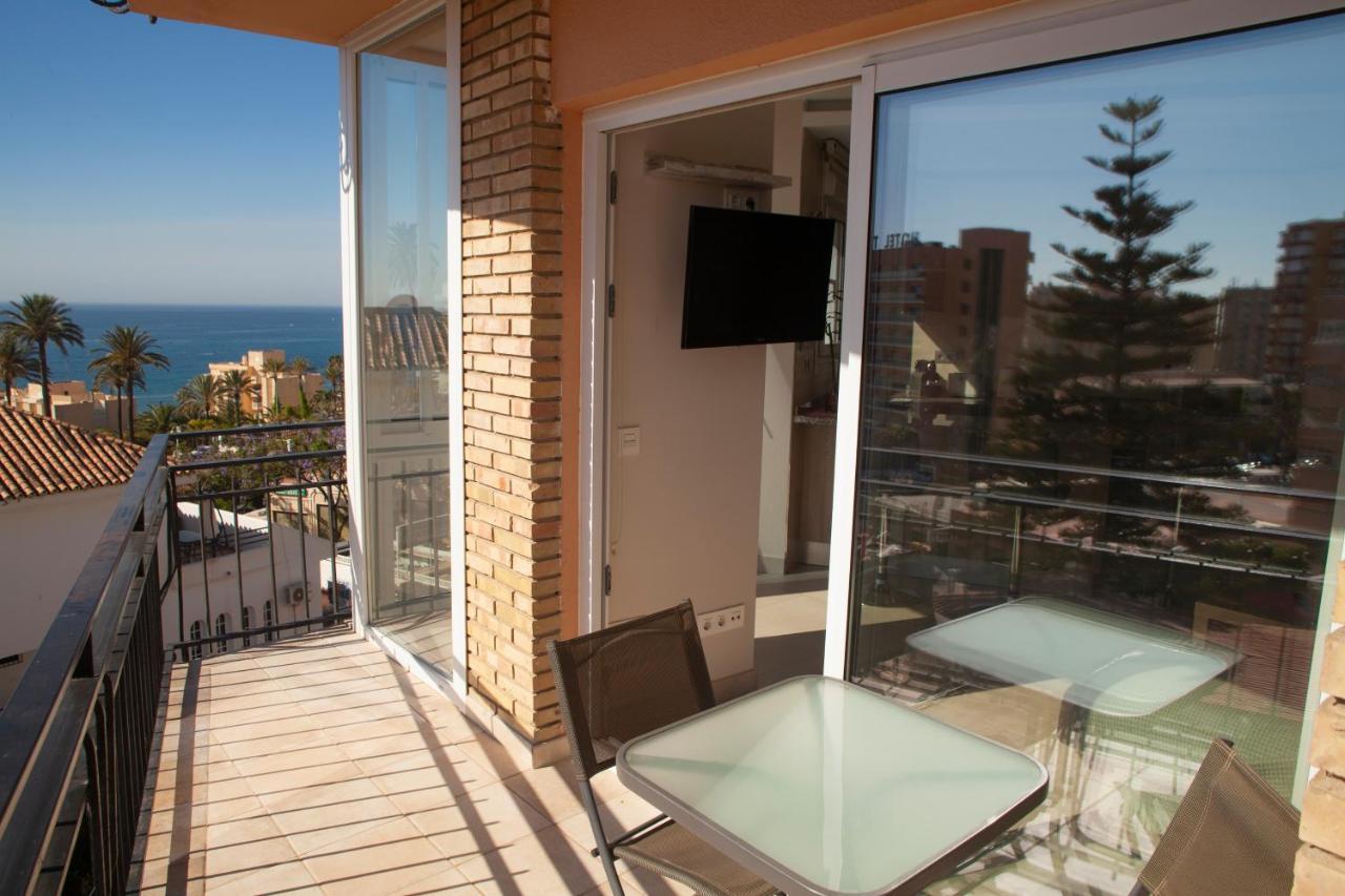 Apartamento Junto Al Mar En Puerto Marina Apartment Benalmadena Luaran gambar